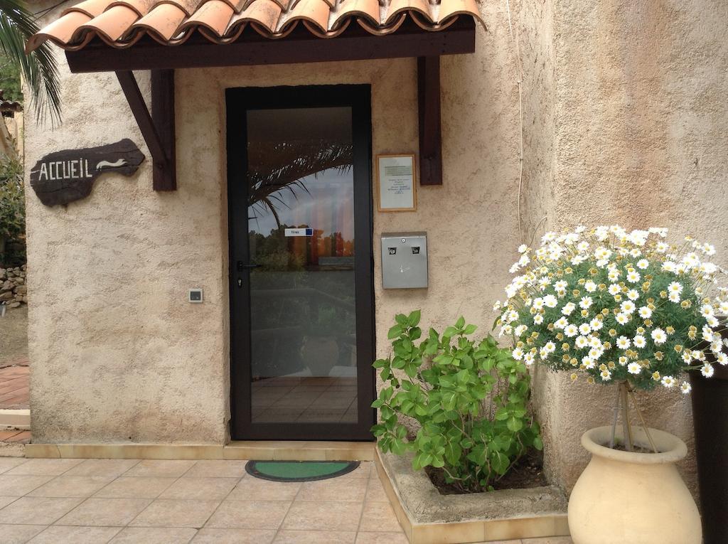 Bungalows Du Maquis ปอร์โต-เวคคีโอ ภายนอก รูปภาพ